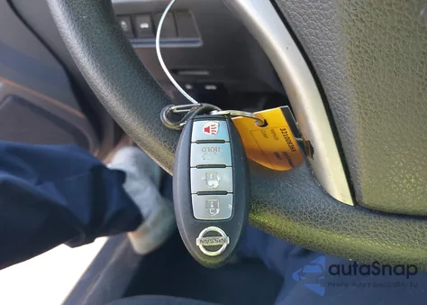 2015 Nissan Altima 2.5/2.5 S/2.5 Sl/2.5 Sv z USA, uszkodzony, nr VIN 1N4AL3AP7FN880379